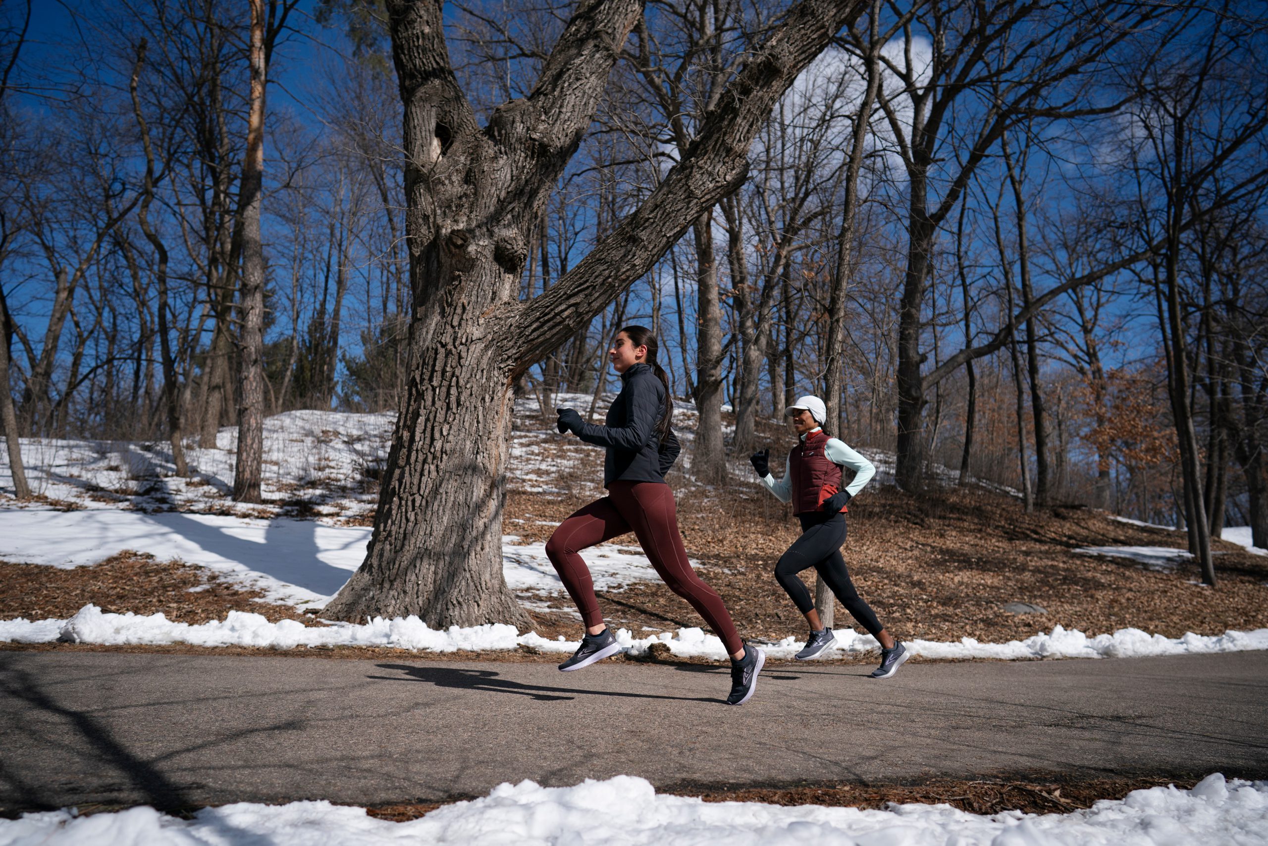 Kledingtips voor hardlopen in | Het LoopCentrum