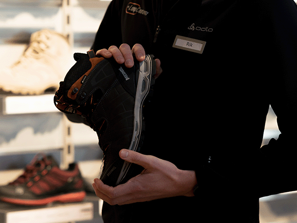 Kijk kritisch naar je wandelschoenen